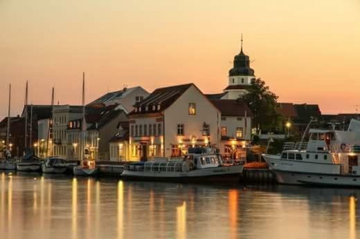 Lagunenstadt Ueckermuende Bagian luar foto